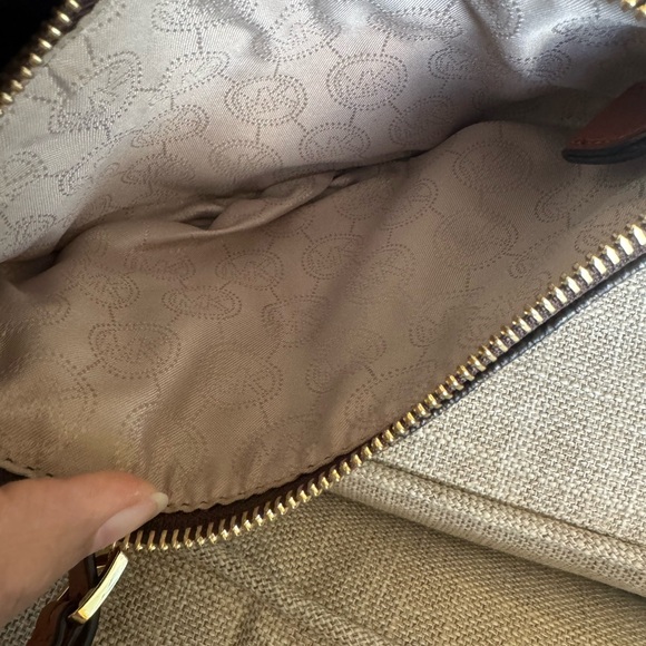 Michael Kors Fulton Crossbody Bag Brown Monogram - Picture 14 of 17